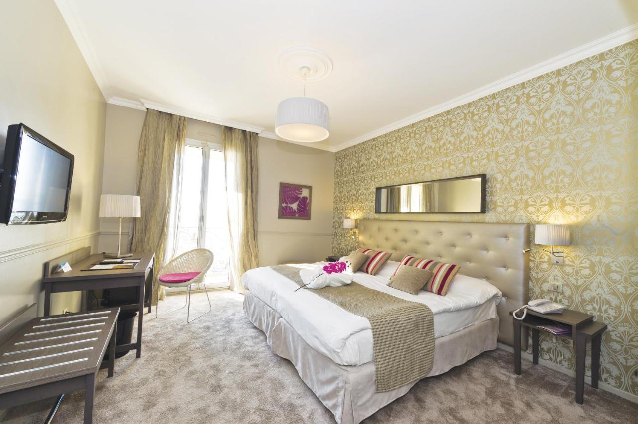 Le Royal Promenade Des 3*